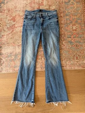 MOTHER The Weekender Fray Jeans